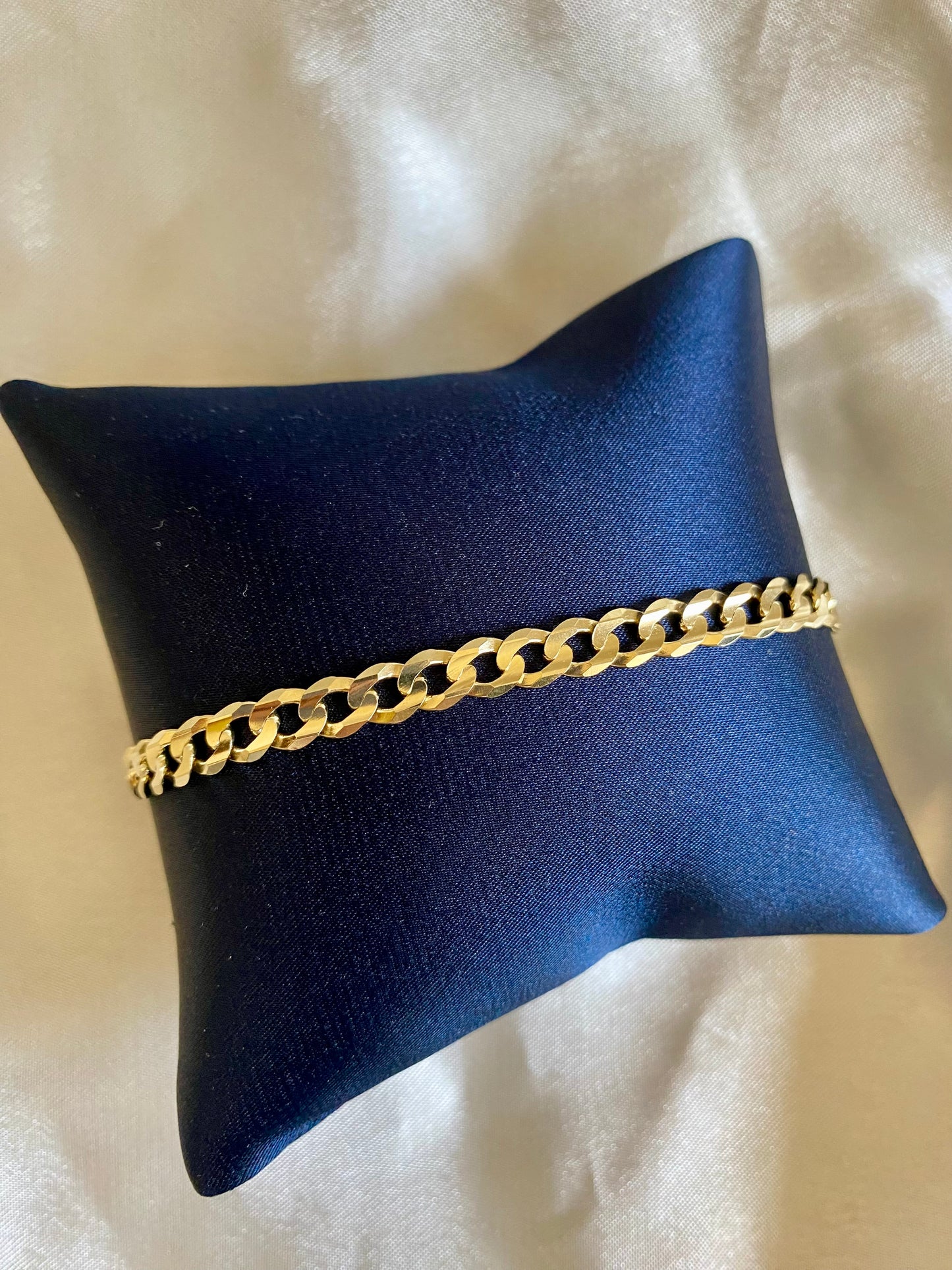 Pulso Barbado 6mm (Oro sólido 10k)